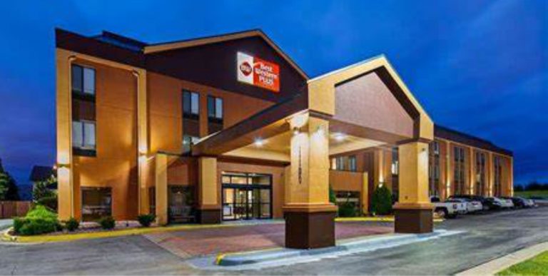 Best Western Plus – KCI East